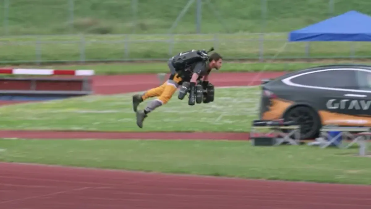 Watch a Man in a Jetsuit Beat Usain Bolt’s 100-Meter Sprint Record